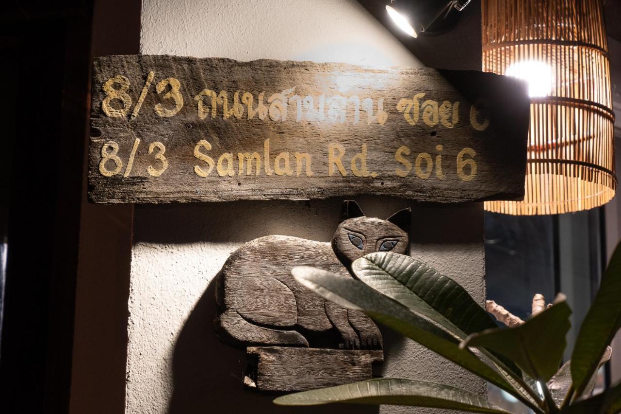 Past Tense Hostel Chiang Mai Bagian luar foto